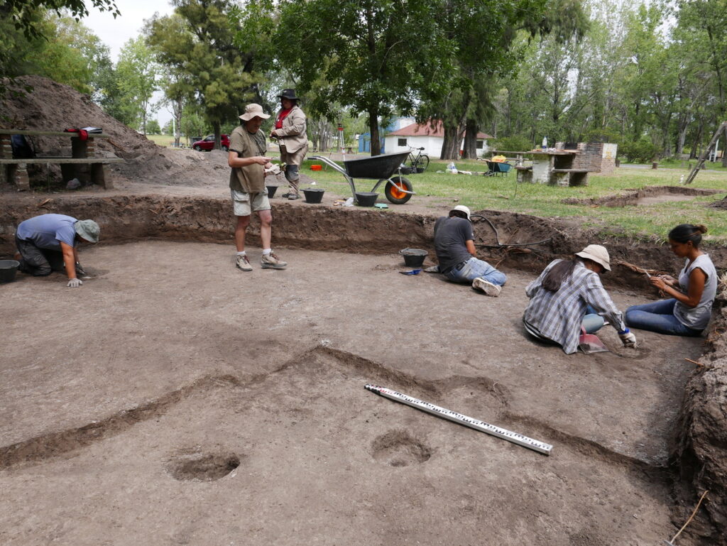 X˚ Semana de la Arqueología y Paleontología de Buenos Aires